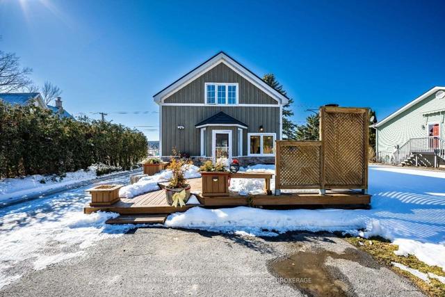 199 Fox St, House detached with 3 bedrooms, 3 bathrooms and 12 parking in Penetanguishene ON | Image 6