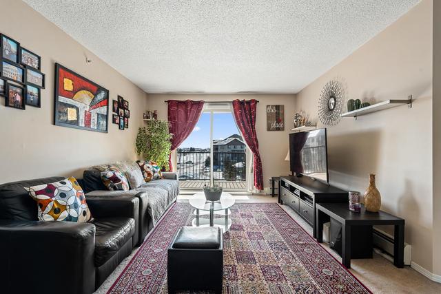 2408 - 8 Bridlecrest Drive Sw, Condo with 2 bedrooms, 2 bathrooms and 1 parking in Calgary AB | Image 2