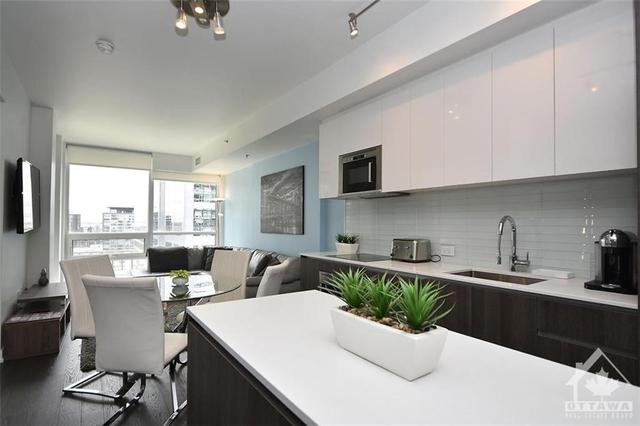 1501 - 199 Slater Street, Condo with 1 bedrooms, 1 bathrooms and 1 parking in Ottawa ON | Image 4