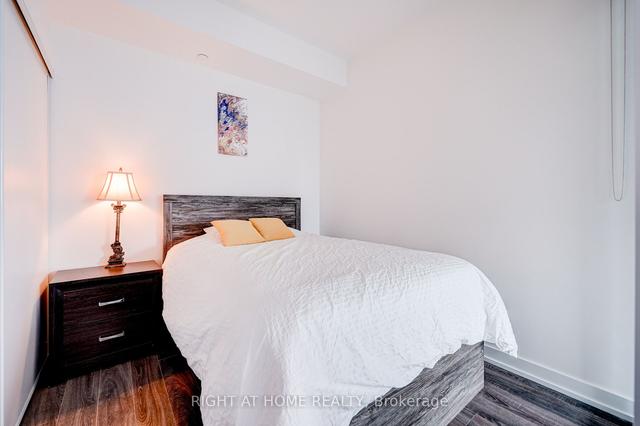 2410 - 20 Edward St, Condo with 3 bedrooms, 2 bathrooms and 1 parking in Toronto ON | Image 14