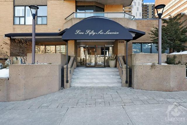 1406 - 556 Laurier Avenue W, Condo with 2 bedrooms, 2 bathrooms and 1 parking in Ottawa ON | Image 2