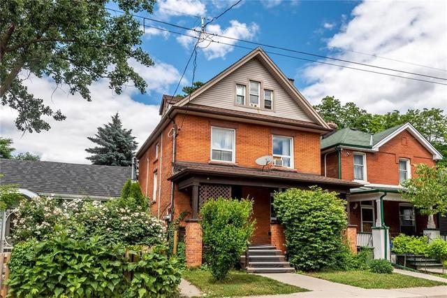 triplex - 374 Jackson Street W, House detached with 5 bedrooms, 3 bathrooms and null parking in Hamilton ON | Image 4
