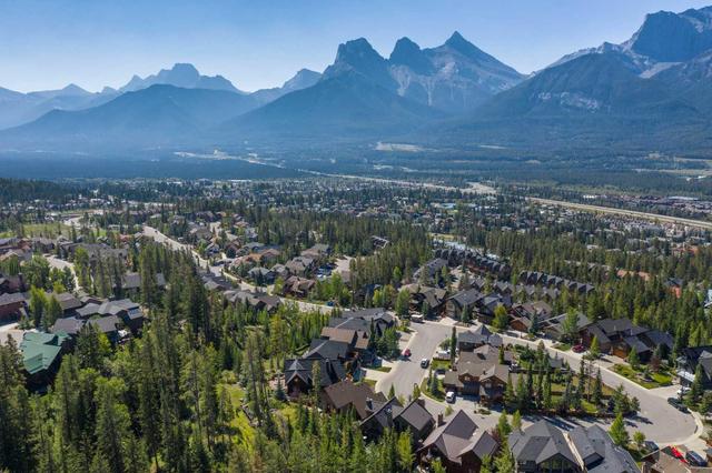 219 Eagle Point, House detached with 5 bedrooms, 4 bathrooms and 4 parking in Canmore AB | Image 47