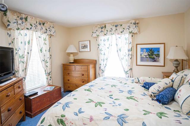 2 - 135 Abbey Lane, Townhouse with 2 bedrooms, 3 bathrooms and 1 parking in Gravenhurst ON | Image 9