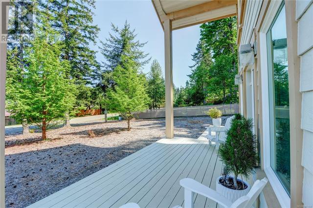 4686 Maple Guard Dr, House detached with 3 bedrooms, 4 bathrooms and 2 parking in Nanaimo H BC | Image 67