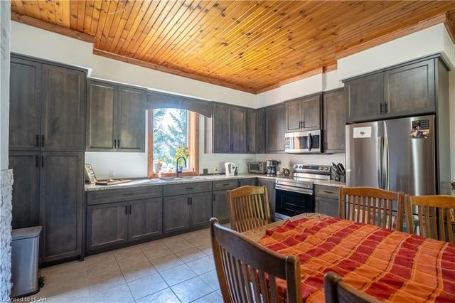 82521 Allboro Line, House attached with 7 bedrooms, 2 bathrooms and 5 parking in Central Huron ON | Image 14