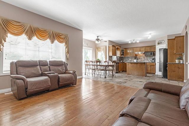 111 East Lakeview Court, House detached with 4 bedrooms, 2 bathrooms and 4 parking in Chestermere AB | Image 14