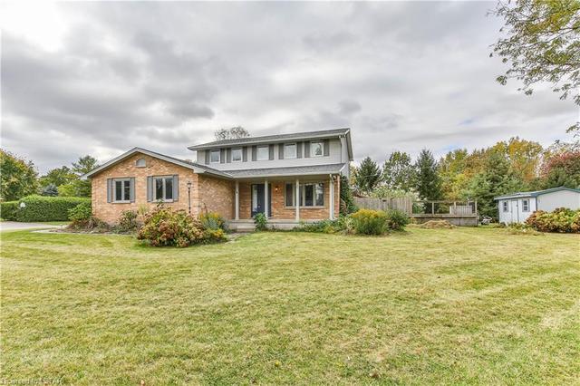 10423 Talbotville Gore Road, House detached with 4 bedrooms, 2 bathrooms and 6 parking in Southwold ON | Image 1