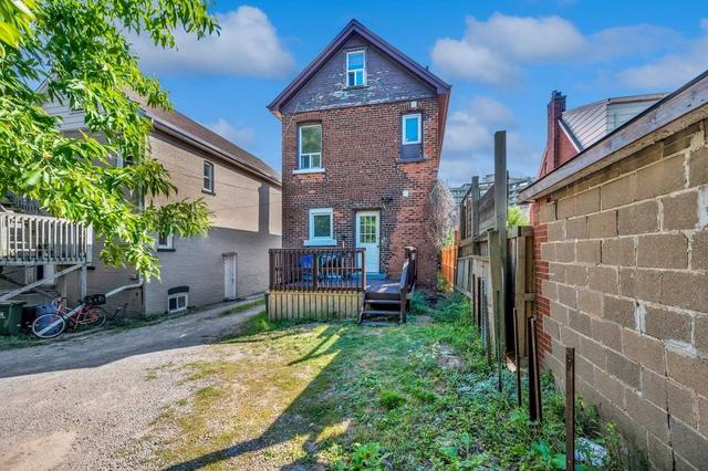 746 King St W, House detached with 4 bedrooms, 3 bathrooms and 3 parking in Hamilton ON | Image 22