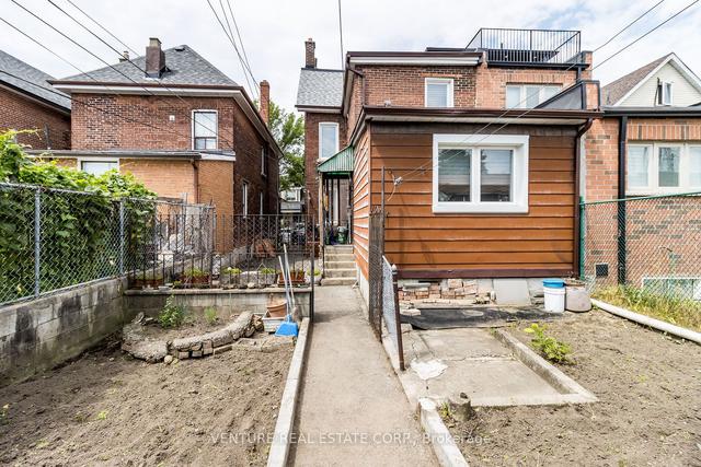 447 Symington Ave, House semidetached with 4 bedrooms, 2 bathrooms and 3 parking in Toronto ON | Image 20