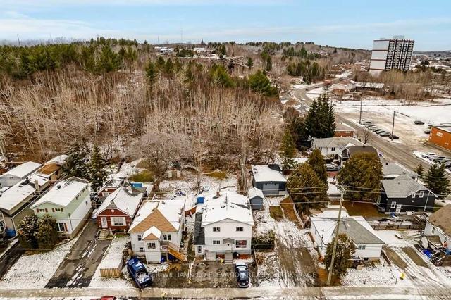 20 Dell St, House detached with 5 bedrooms, 3 bathrooms and 3 parking in Greater Sudbury ON | Image 13