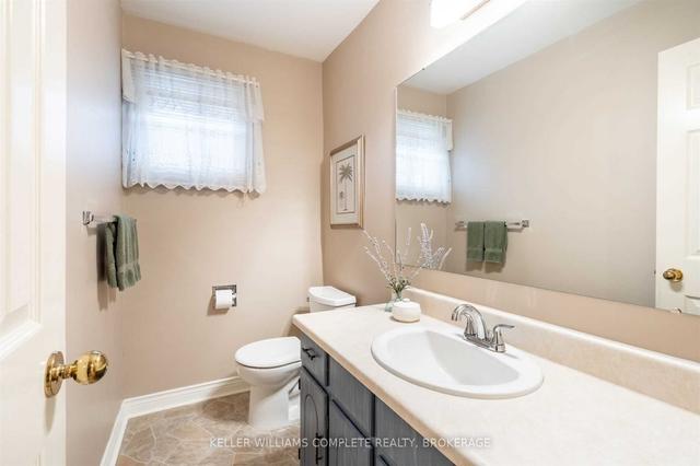 2 Barbican Gate, House detached with 4 bedrooms, 3 bathrooms and 6 parking in St. Catharines ON | Image 7