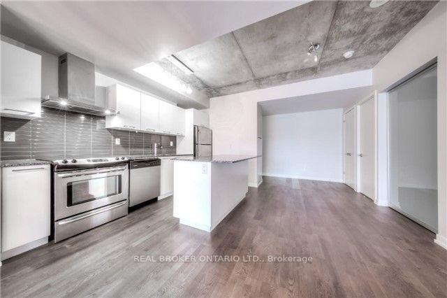 222 - 95 Bathurst St, Condo with 2 bedrooms, 2 bathrooms and 1 parking in Toronto ON | Image 19