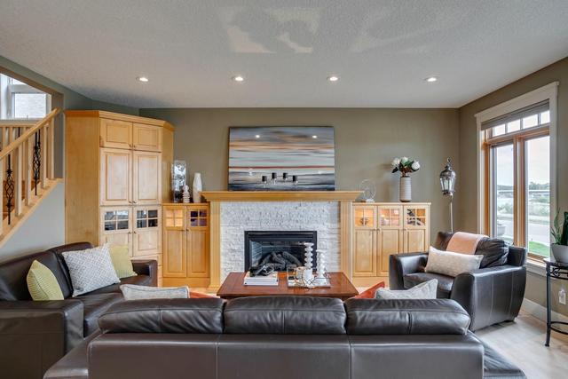 2249 8 Avenue Se, House detached with 5 bedrooms, 3 bathrooms and 2 parking in Calgary AB | Image 7