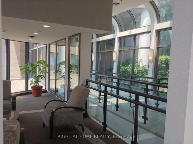 1011 - 1 Hickory Tree Rd, Condo with 2 bedrooms, 2 bathrooms and 1 parking in Toronto ON | Image 26