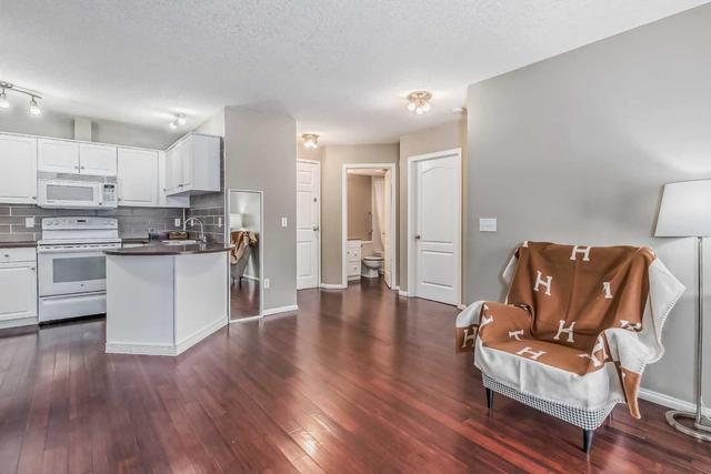 204 - 10 Sierra Morena Mews Sw, Condo with 2 bedrooms, 2 bathrooms and 2 parking in Calgary AB | Image 11