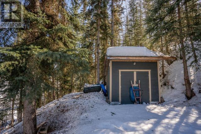 6063 Toomey Road, House detached with 4 bedrooms, 3 bathrooms and null parking in Cariboo L BC | Image 35