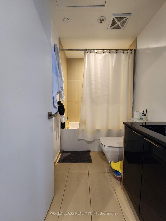 4409 - 70 Temperance St, Condo with 1 bedrooms, 1 bathrooms and 0 parking in Toronto ON | Image 9