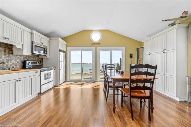 16145 Loyalist Parkway, House detached with 3 bedrooms, 1 bathrooms and null parking in Prince Edward County ON | Image 2