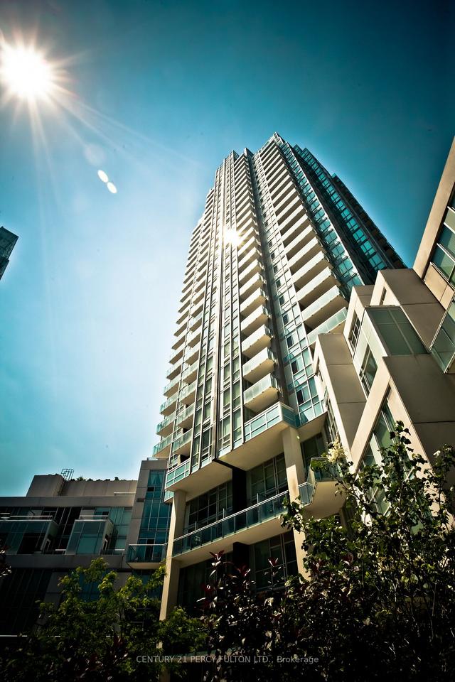 1201 - 225 Webb Dr, Condo with 1 bedrooms, 1 bathrooms and 1 parking in Mississauga ON | Image 6