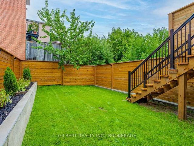 551 Silverthorn Ave, House semidetached with 3 bedrooms, 4 bathrooms and 2 parking in Toronto ON | Image 35
