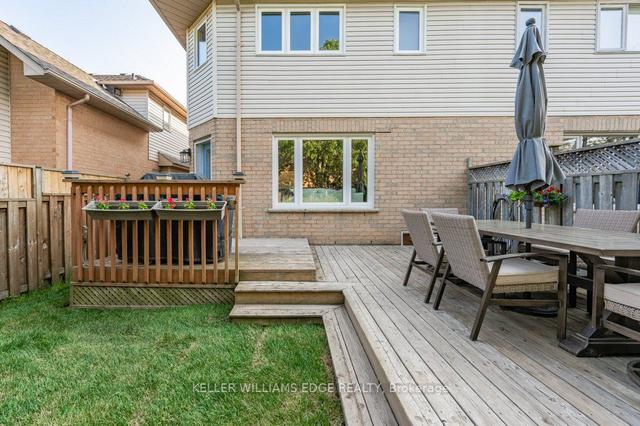 135 Harnesworth Cres, House semidetached with 3 bedrooms, 4 bathrooms and 2 parking in Hamilton ON | Image 31
