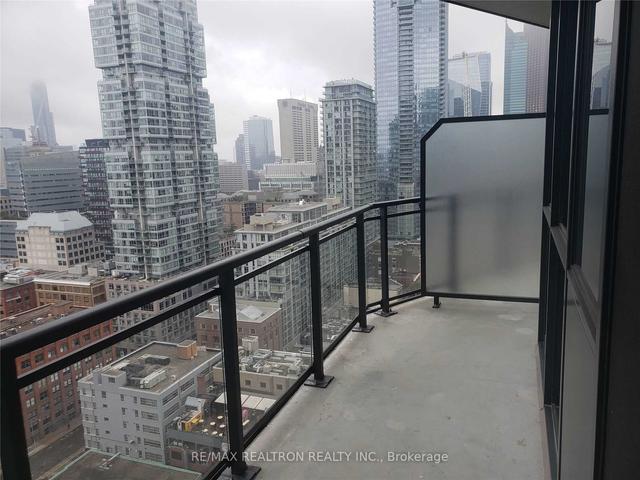 2307 - 99 John St, Condo with 2 bedrooms, 2 bathrooms and 1 parking in Toronto ON | Image 5
