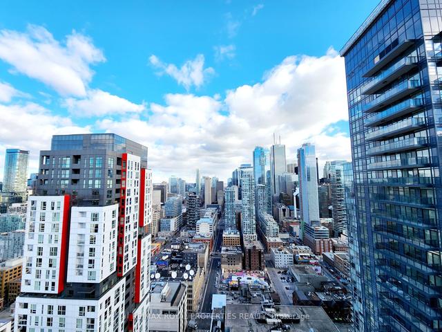 ph 3608 - 125 Peter St, Condo with 2 bedrooms, 1 bathrooms and 1 parking in Toronto ON | Image 16