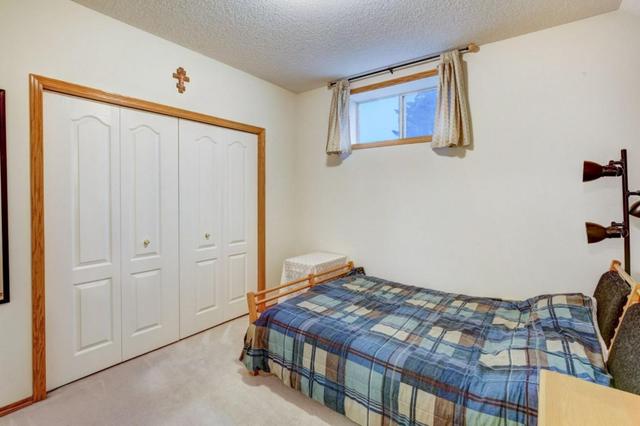 48 Scimitar Circle Nw, House detached with 3 bedrooms, 3 bathrooms and 4 parking in Calgary AB | Image 32