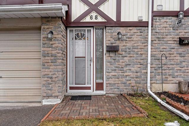 68 Morley Cres E, Townhouse with 3 bedrooms, 2 bathrooms and 2 parking in Brampton ON | Image 23
