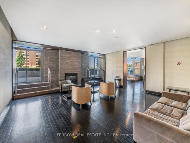 2209 - 18 Yorkville Ave, Condo with 2 bedrooms, 2 bathrooms and 1 parking in Toronto ON | Image 25