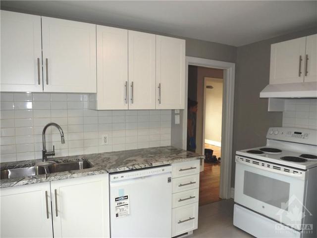 3 - 570 Gladstone Avenue, Condo with 2 bedrooms, 1 bathrooms and 1 parking in Ottawa ON | Image 5