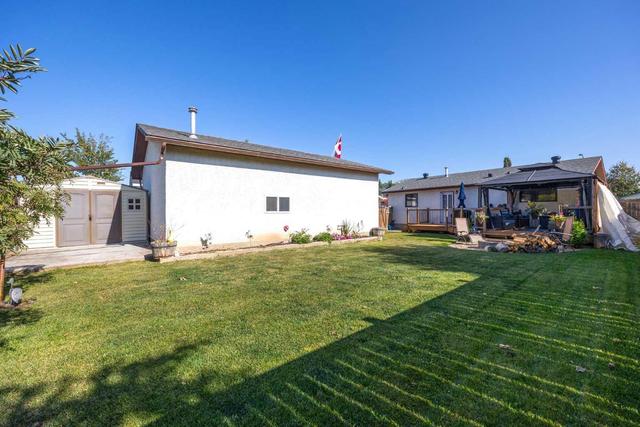 204 Wapiti Crescent, House detached with 3 bedrooms, 3 bathrooms and 5 parking in Wood Buffalo AB | Image 6