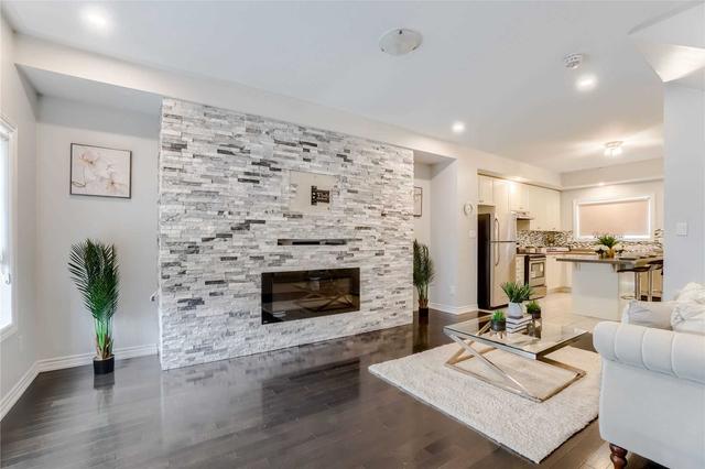 7 Abercove Clse, House attached with 3 bedrooms, 3 bathrooms and 2 parking in Brampton ON | Image 24