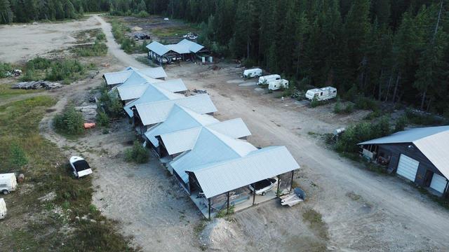 8225 Seymour Arm Main Road, House detached with 1 bedrooms, 1 bathrooms and 40 parking in Columbia Shuswap F BC | Image 6