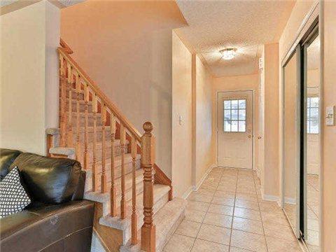 102 Herdwick St, House semidetached with 3 bedrooms, 4 bathrooms and 3 parking in Brampton ON | Image 3