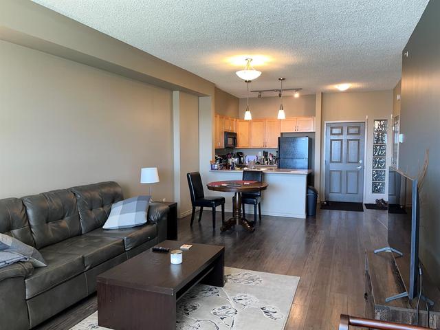 111 - 12330 102 Street, Condo with 2 bedrooms, 2 bathrooms and 1 parking in Grande Prairie AB | Image 6