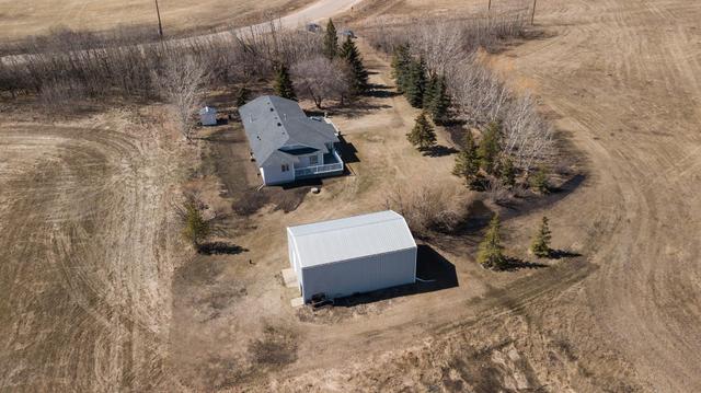 46445 Range Road 200, House detached with 3 bedrooms, 3 bathrooms and null parking in Camrose County AB | Image 4