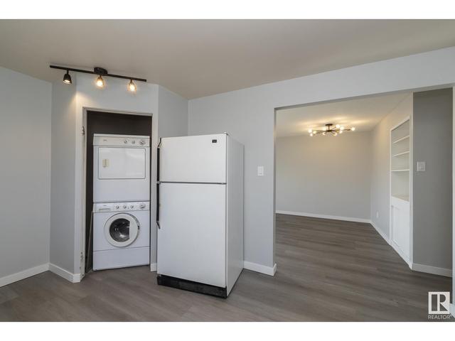 4730 105 St Nw, House semidetached with 3 bedrooms, 2 bathrooms and null parking in Edmonton AB | Image 11