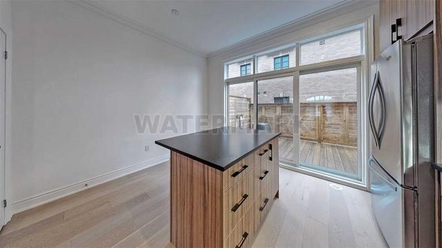3879b Bloor St W, House attached with 3 bedrooms, 2 bathrooms and 2 parking in Toronto ON | Image 19