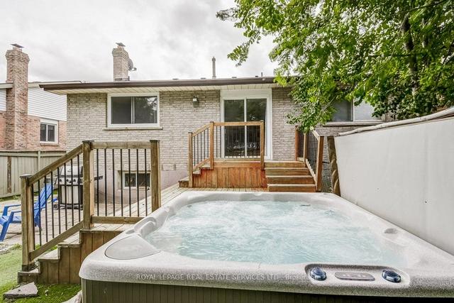 123 Ashgrove Ave, House semidetached with 3 bedrooms, 2 bathrooms and 3 parking in Brantford ON | Image 26