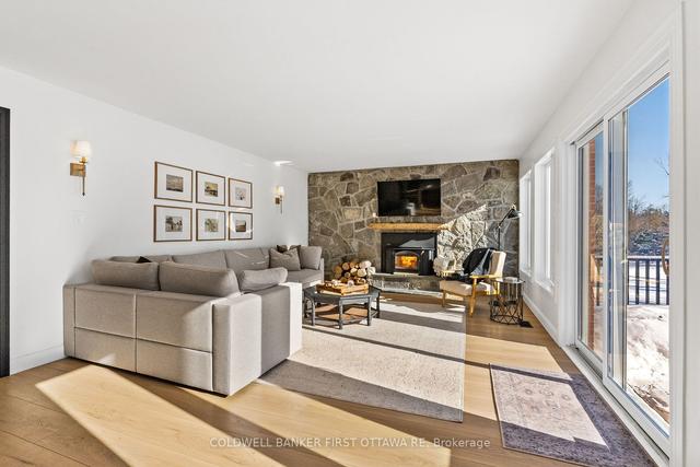 116 Manion Rd, House detached with 4 bedrooms, 3 bathrooms and 10 parking in Ottawa ON | Image 8