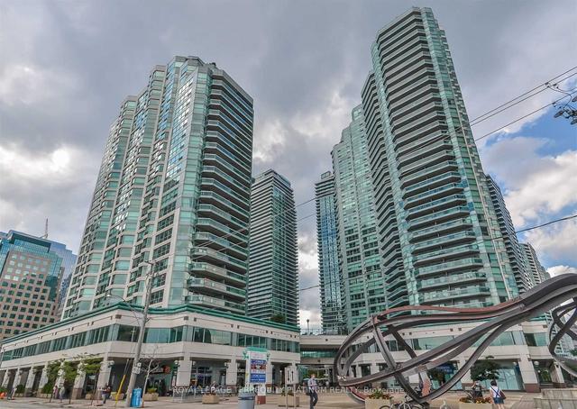1008 - 10 Yonge St, Condo with 1 bedrooms, 1 bathrooms and 1 parking in Toronto ON | Image 1