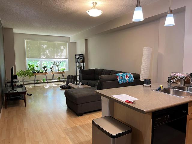 211 - 12330 102 Street, Condo with 2 bedrooms, 2 bathrooms and 1 parking in Grande Prairie AB | Image 9