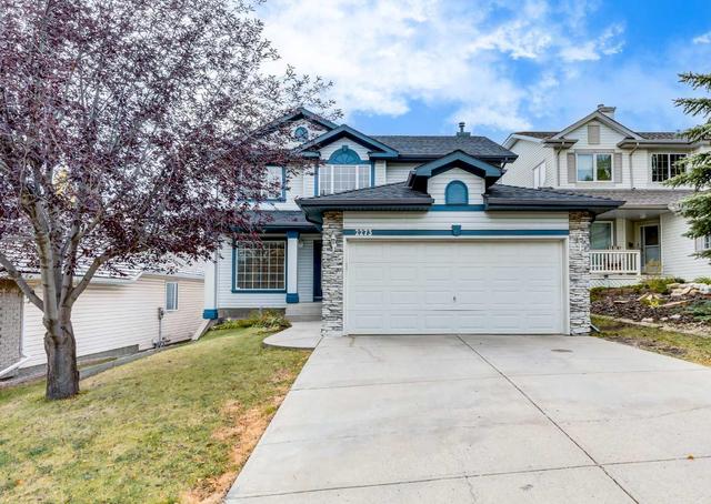 2273 Sirocco Drive Sw, House detached with 5 bedrooms, 3 bathrooms and 4 parking in Calgary AB | Image 1