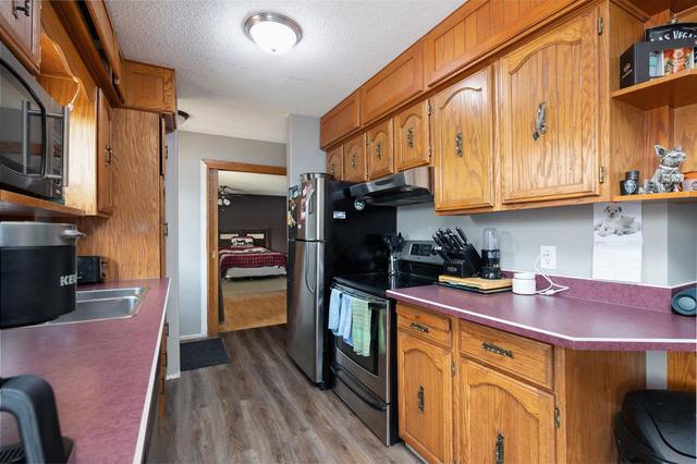 33 Fitzgerald Avenue, House detached with 3 bedrooms, 2 bathrooms and 6 parking in Wood Buffalo AB | Image 8