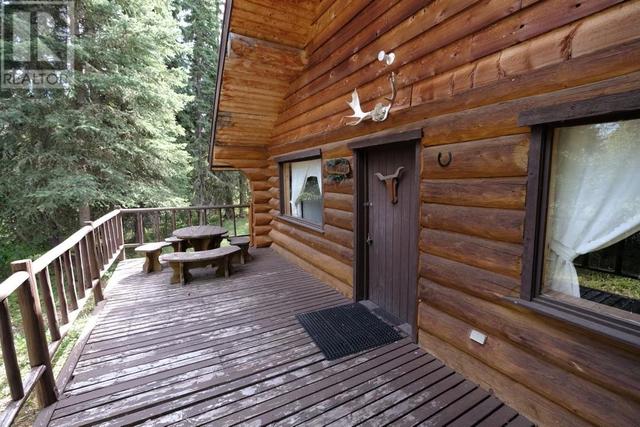 7806 North Bonaparte Road, House detached with 3 bedrooms, 3 bathrooms and null parking in Cariboo L BC | Image 5