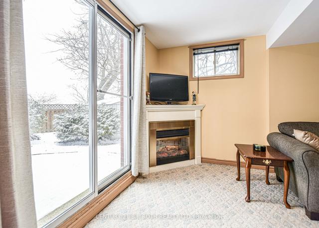 33 Morton Cres, House detached with 4 bedrooms, 4 bathrooms and 6 parking in Barrie ON | Image 28