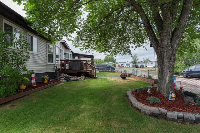 257 Card Court, House detached with 3 bedrooms, 2 bathrooms and 5 parking in Wood Buffalo AB | Image 3