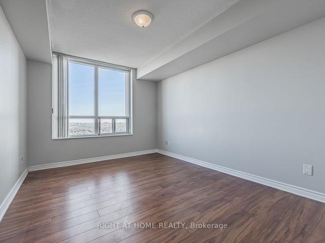2410 - 61 Town Centre Crt, Condo with 3 bedrooms, 2 bathrooms and 1 parking in Toronto ON | Image 10